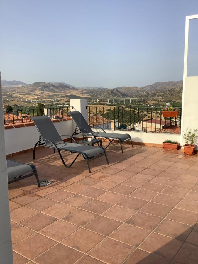 Hostal Delia Алора Екстериор снимка