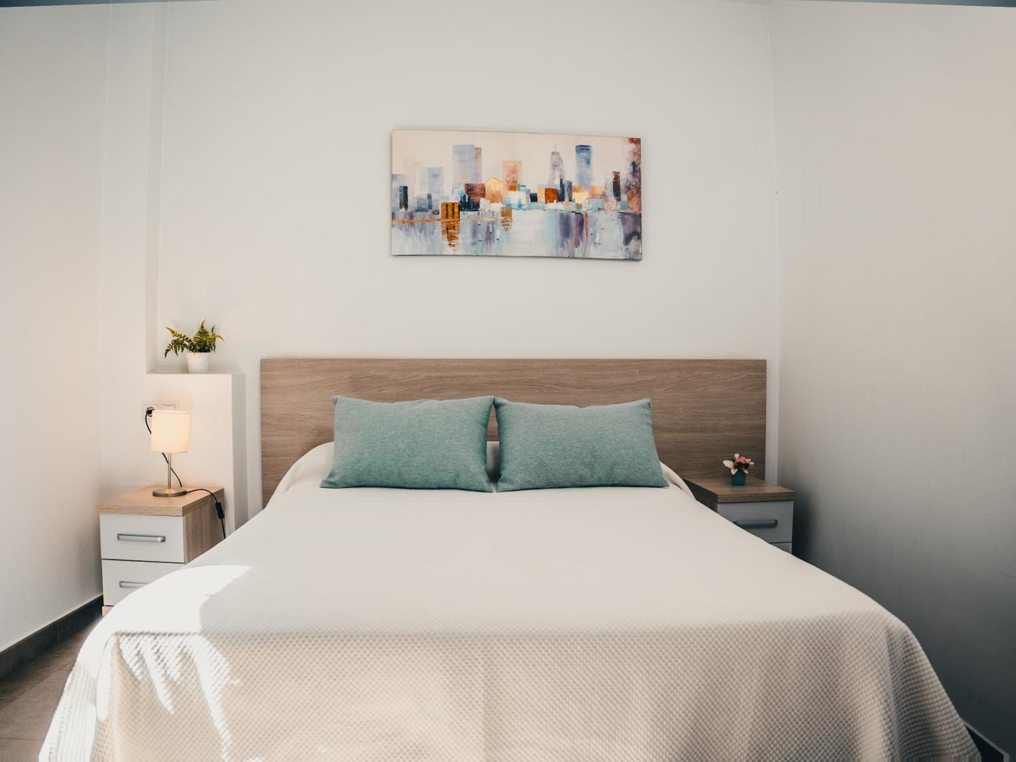 Hostal Delia Алора Екстериор снимка
